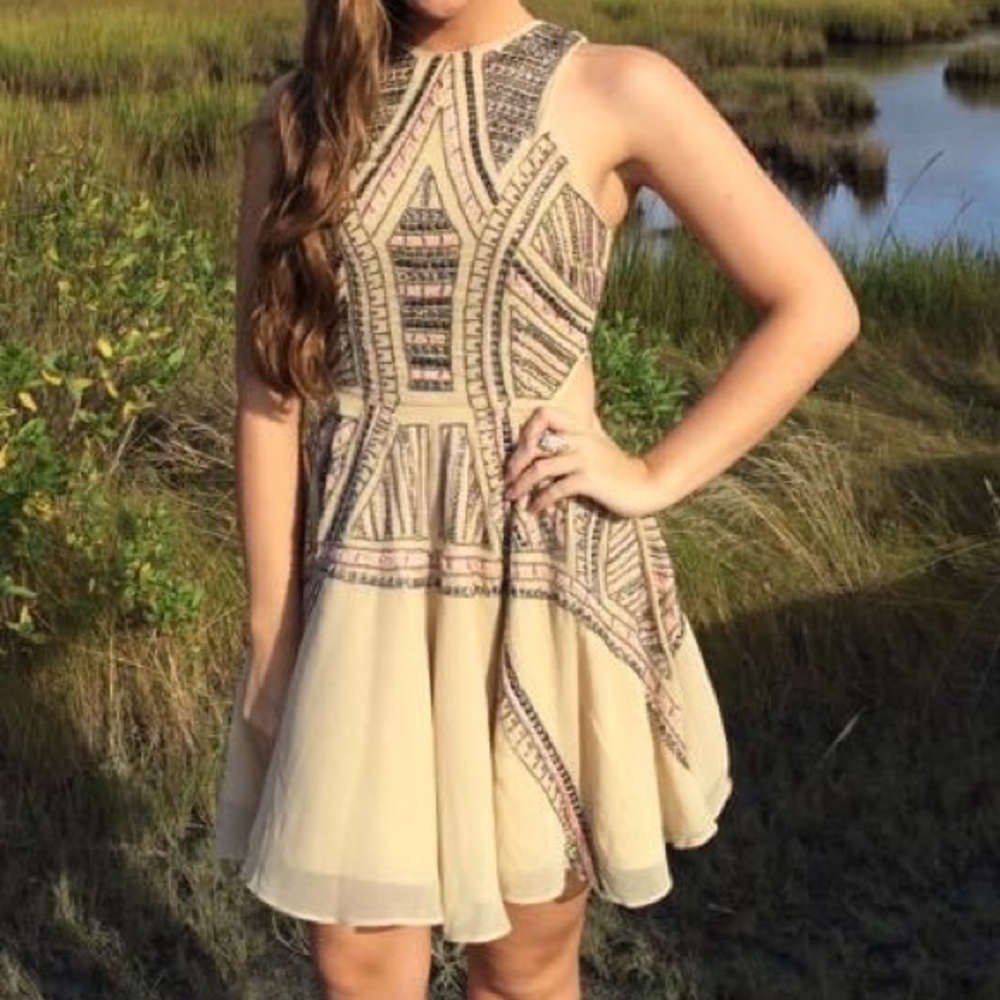ASOS Nude Sequin Beaded, Embellished Homecoming Dress Size US 4